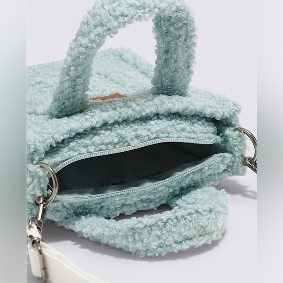 Vans NWT Lil Pergs Fuzzy Crossbody Tote Bag in Blue Mist (Light Aqua) NEW - Picture 1 of 15